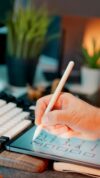 L’illusion du succès technique : quand « livrer le code » ne suffit plus.